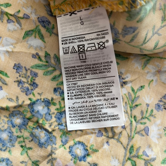 Old Navy Yellow Floral Dress - Picture 6 of 7